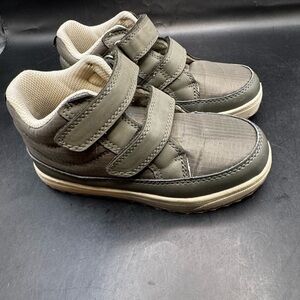 Unisex Toddlers Gray Franki Fashion Boot OshKosh B'gosh Shoe Size US Toddler 11M